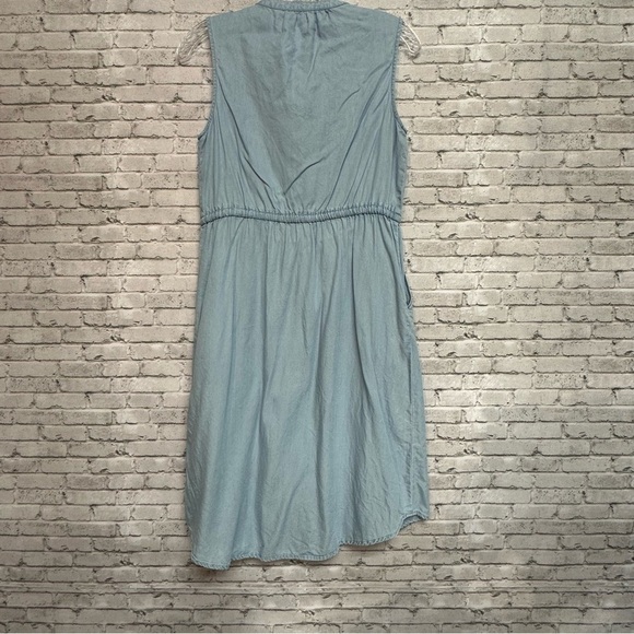Time and Tru Small (0-2) Womens Blue Dress Tie Waist Buttons Sleeveless Pockets - Picture 2 of 12